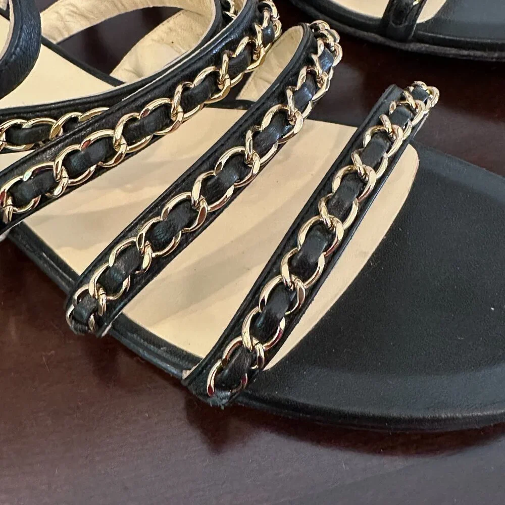 Chanel Black Leather CC Logo Chain Strap Women's Sandals Sz 40 Made in Italy
